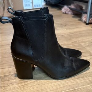 Steve Madden Knoxi Black Ankle Boots